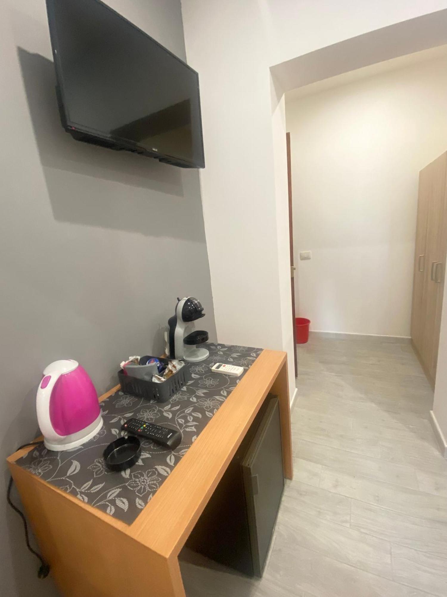 Hotel Glicine à Parghelia Extérieur photo