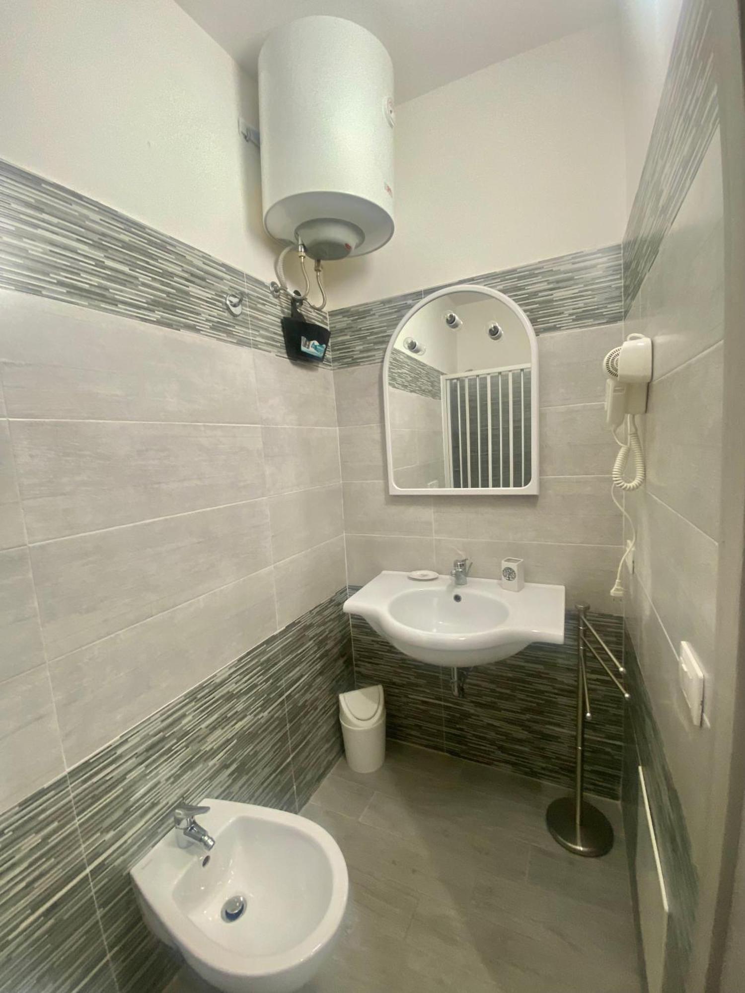 Hotel Glicine à Parghelia Extérieur photo